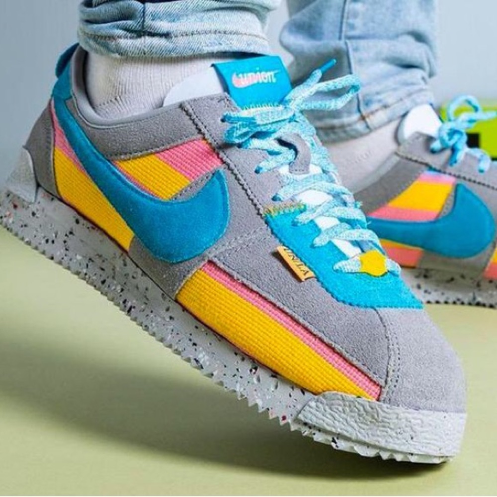 NIKE Cortez x UNION in Light Smoke